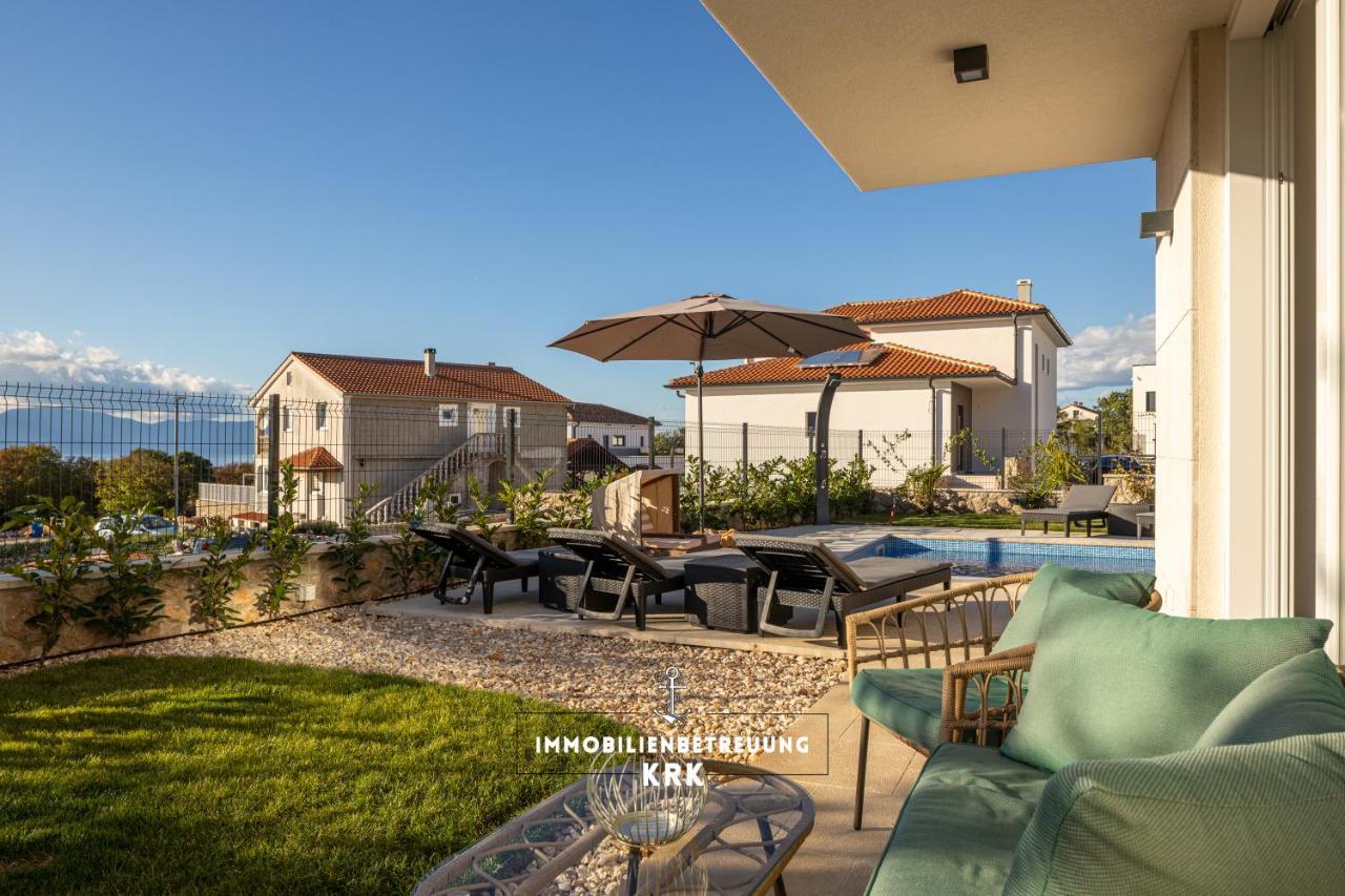 Villa Richard Малинска Экстерьер фото