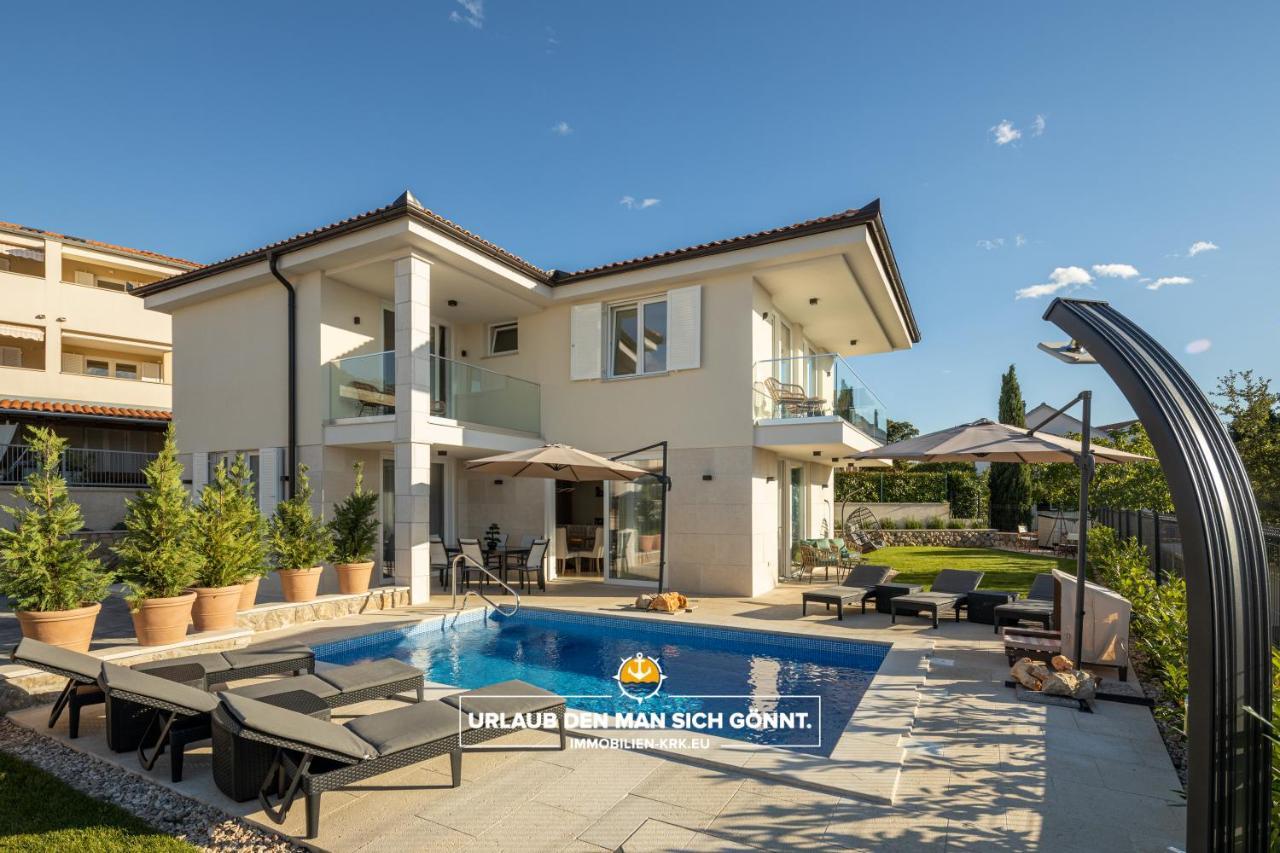 Villa Richard Малинска Экстерьер фото
