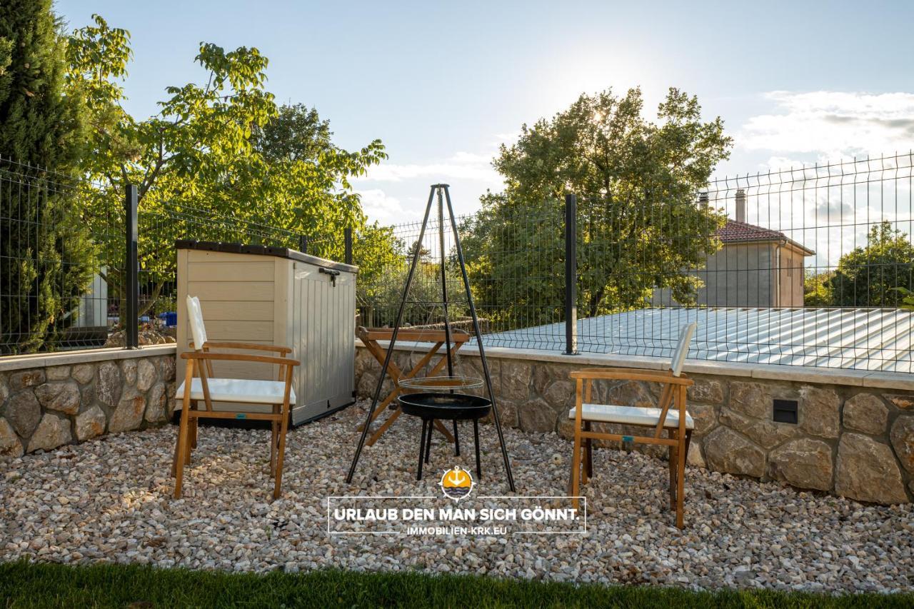 Villa Richard Малинска Экстерьер фото